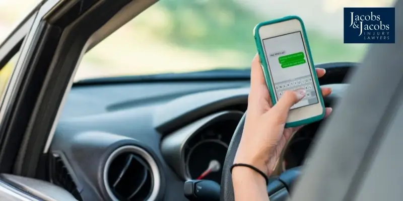best bridgeport distracted driving accident lawyer